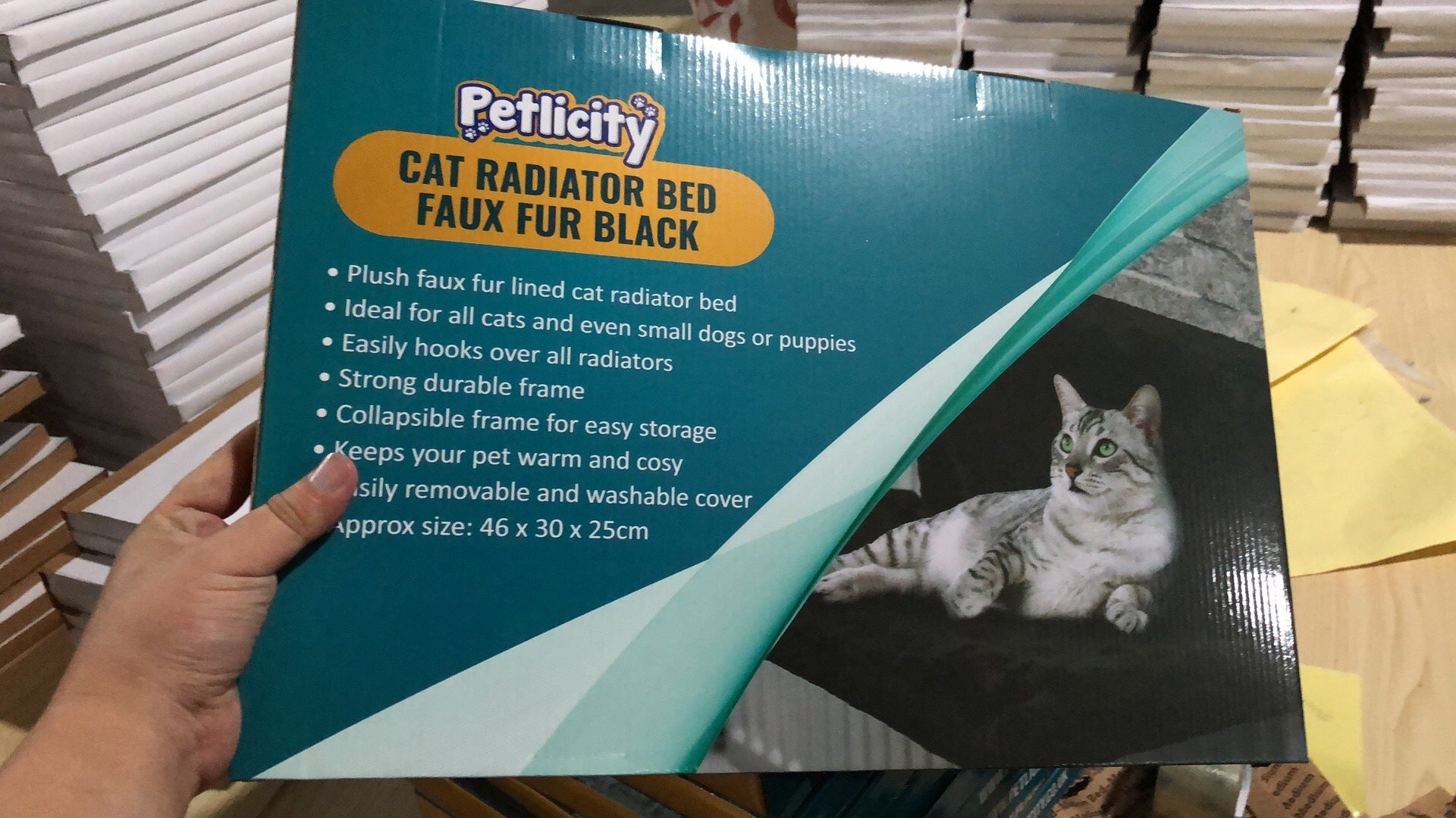 Cat Bed Hammock Cozy Hanging Pet Lounger for Comfortable Resting